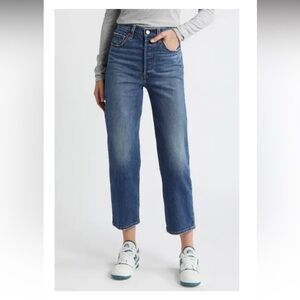 Levi’s Ribcage straight ankle jeans size 29